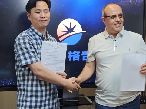 مؤسسة نماء توقّع اتفاقية مع شركة GP Solar العالمية